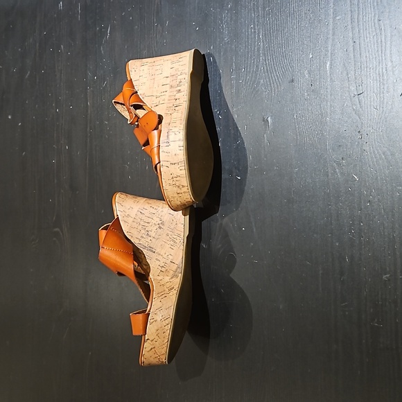 Brown leather wedges - Picture 2 of 6